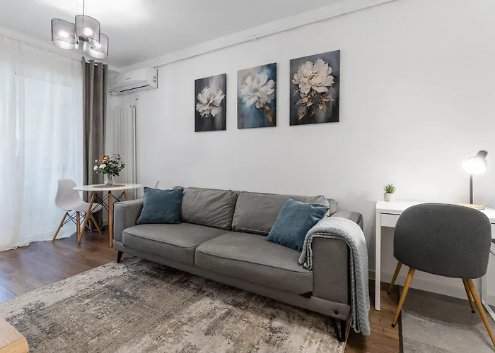 Relax And Cozy Studio- Private Parking - Near Center Lejlighed