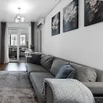 Apartamento Relax And Cozy Studio- Private Parking - Near Center