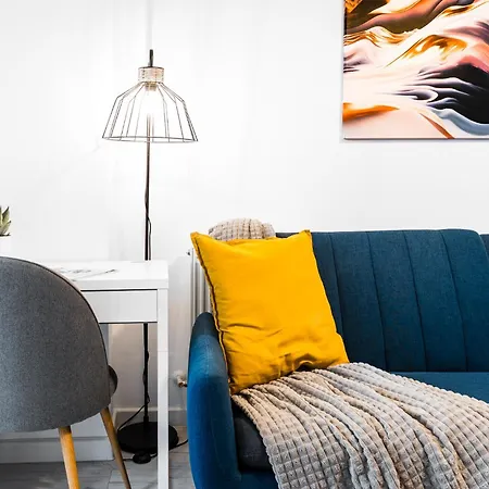 Relax And Cozy Studio- Private Parking - Near Center Apartment