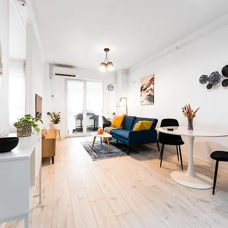 Relax And Cozy Studio- Private Parking - Near Center Apartment *