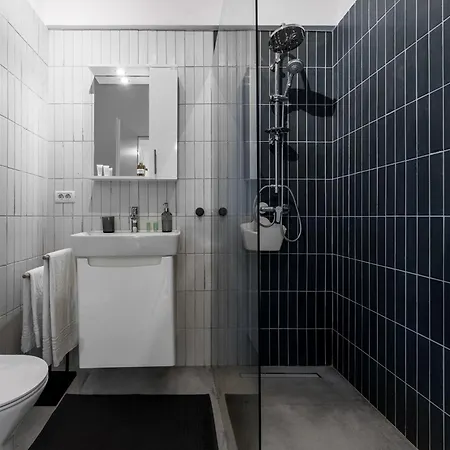 Relax And Cozy Studio- Private Parking - Near Center Apartment *