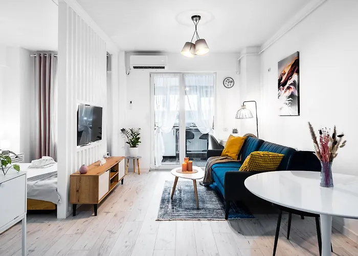 Daire Relax And Cozy Studio- Private Parking - Near Center