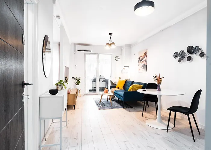 Relax And Cozy Studio- Private Parking - Near Center Daire *