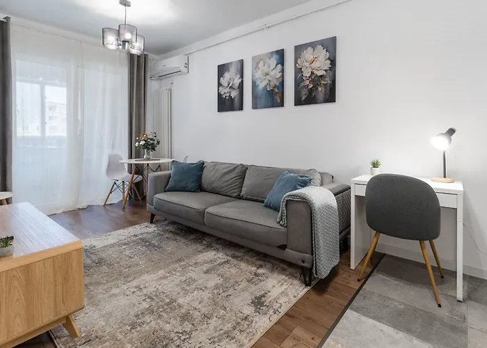 Relax And Cozy Studio- Private Parking - Near Center