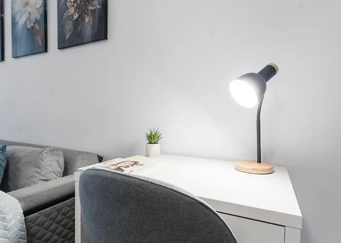 Daire Relax And Cozy Studio- Private Parking - Near Center