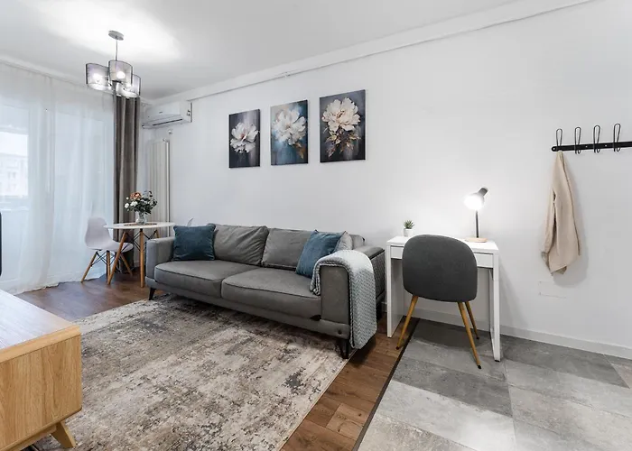Relax And Cozy Studio- Private Parking - Near Center Daire Bükreş