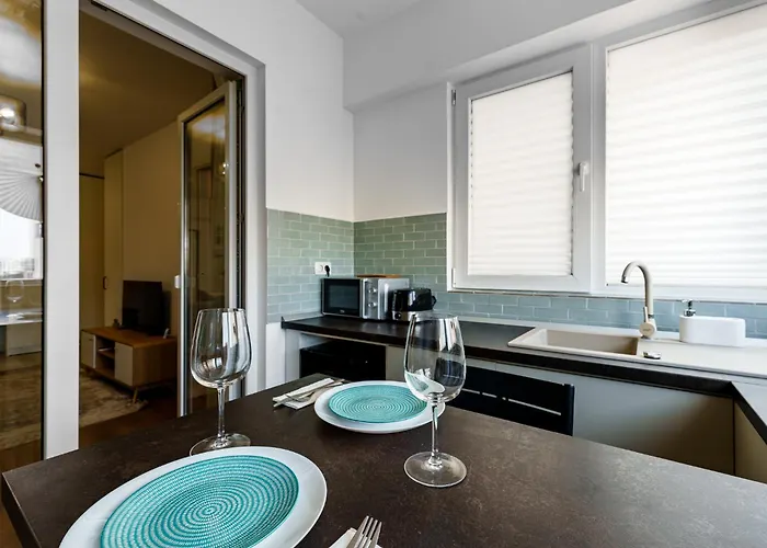 Relax And Cozy Studio- Private Parking - Near Center Daire