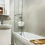 Apartmán Relax And Cozy Studio- Private Parking - Near Center