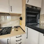Relax And Cozy Studio- Private Parking - Near Center