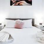Relax And Cozy Studio- Private Parking - Near Center *