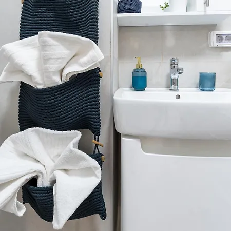 Relax And Cozy Studio- Private Parking - Near Center Appartement Boekarest