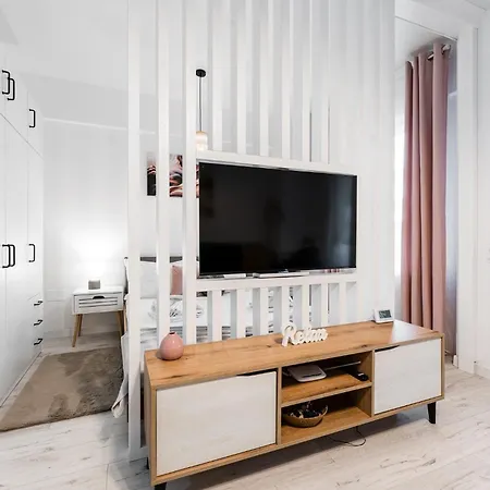 Relax And Cozy Studio- Private Parking - Near Center *