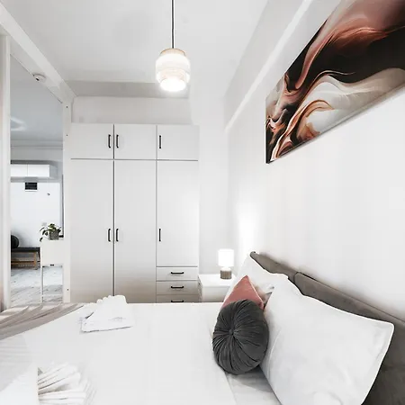 Relax And Cozy Studio- Private Parking - Near Center * Bükreş