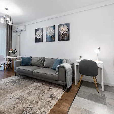 Relax And Cozy Studio- Private Parking - Near Center Appartement Boekarest