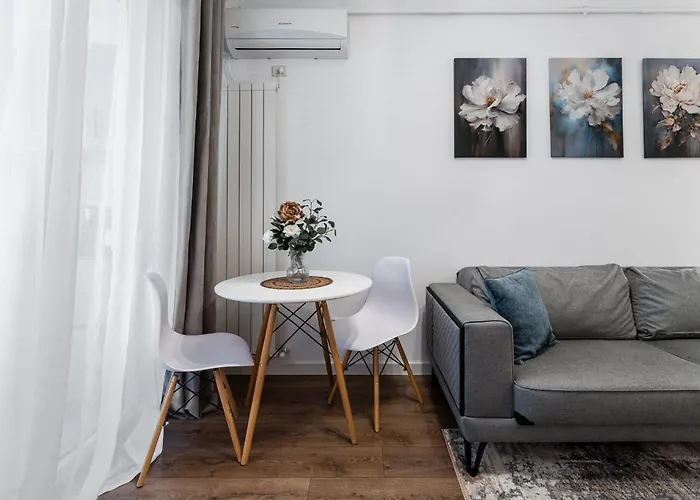 Relax And Cozy Studio- Private Parking - Near Center * Bucharest