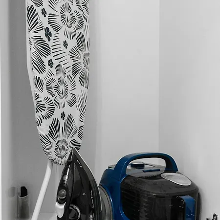 Relax&cozy Studio- Private Parking - Near Center Apartament *