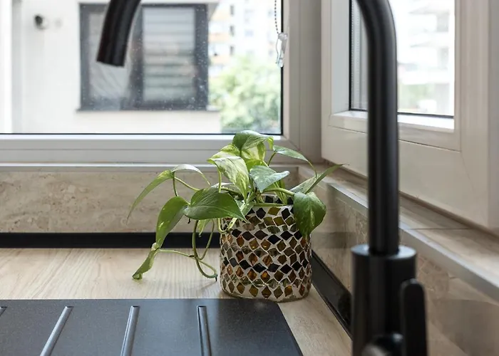 Relax And Cozy Studio- Private Parking - Near Center