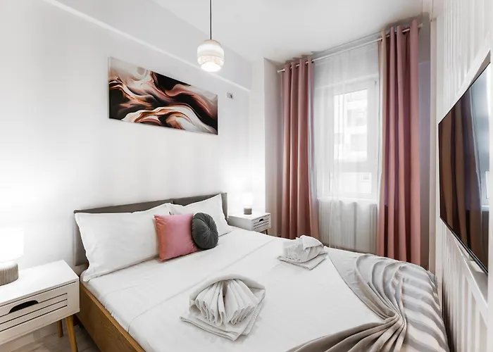 Lägenhet Relax And Cozy Studio- Private Parking - Near Center