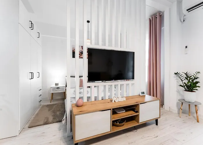 Relax And Cozy Studio- Private Parking - Near Center *