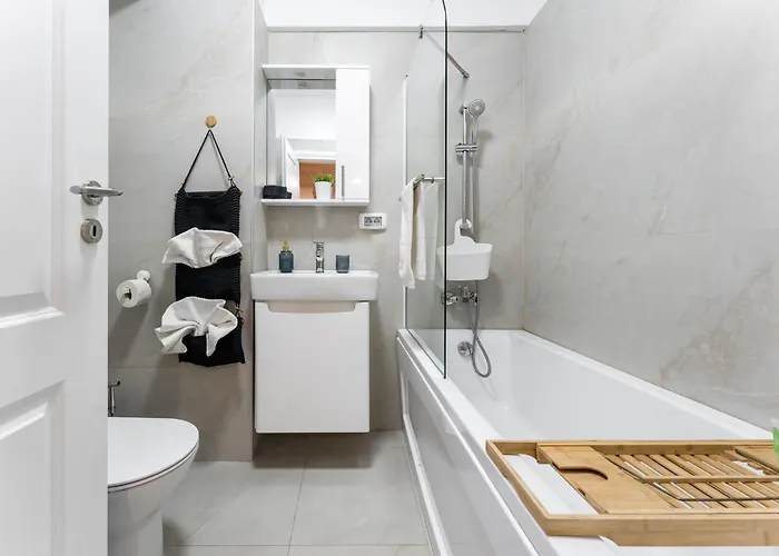 Relax And Cozy Studio- Private Parking - Near Center Bukarest