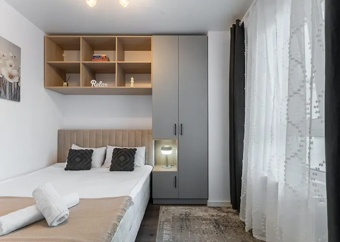 Lägenhet Relax And Cozy Studio- Private Parking - Near Center *